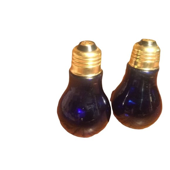 Blue Light Bulb Salt & Pepper Shaker Set - Picture 2 of 14
